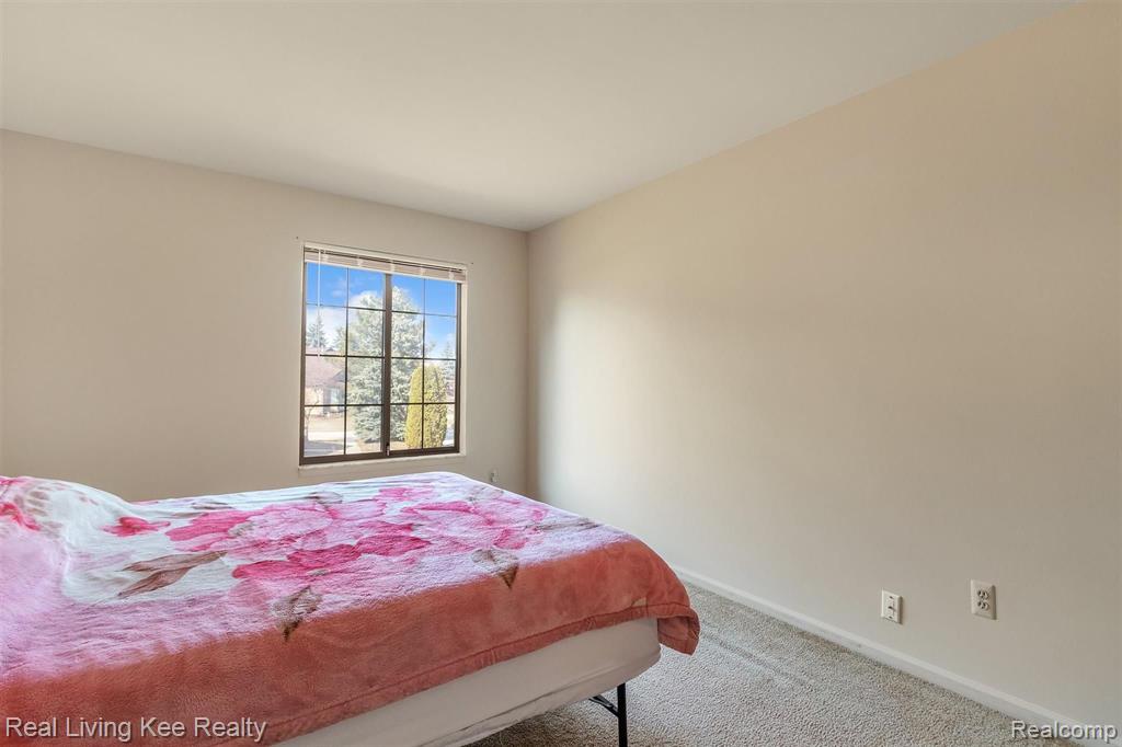 144 Meadow Ln Circle Rochester Hills, MI 48307 - Photo 28 of 36