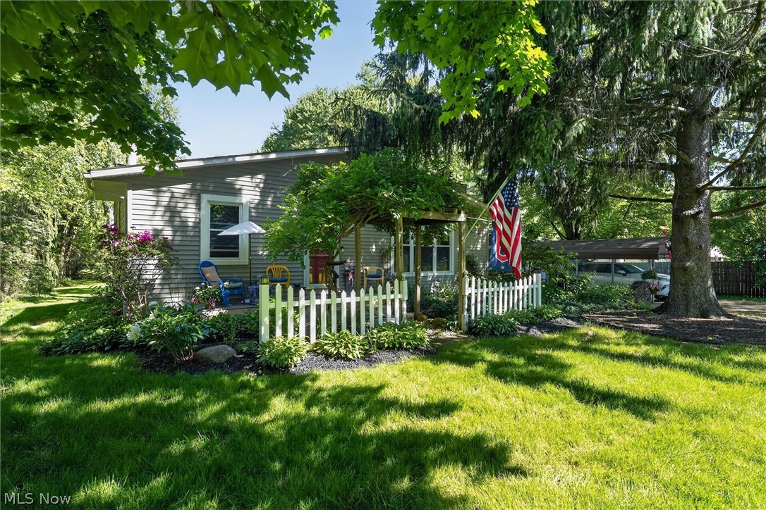 33062 Chestnut Ridge Road North Ridgeville, OH 44039 - Photo 4 of 49