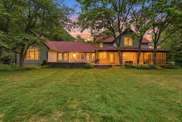 $1,350,000 | 18 Eveningstar Drive, Amherst, MA 01002