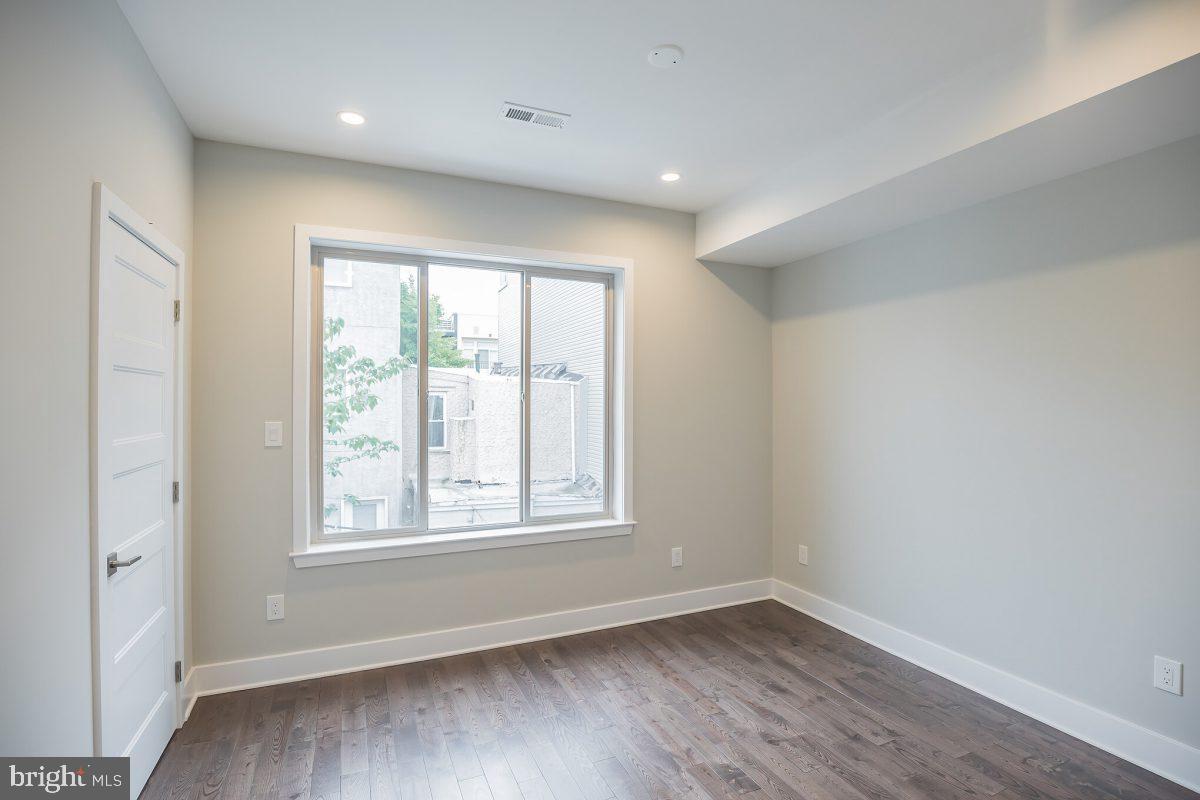 1822 Reed Street Philadelphia, PA 19146 - Photo 12 of 25