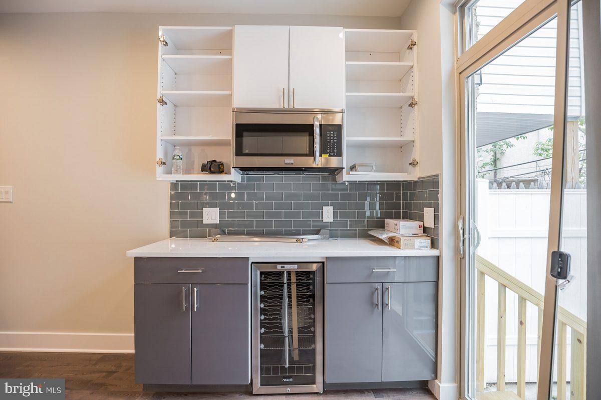 1822 Reed Street Philadelphia, PA 19146 - Photo 8 of 25