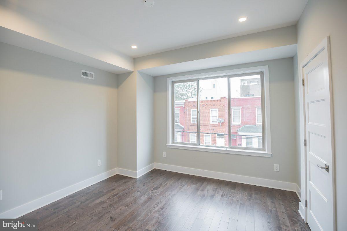 1822 Reed Street Philadelphia, PA 19146 - Photo 9 of 25