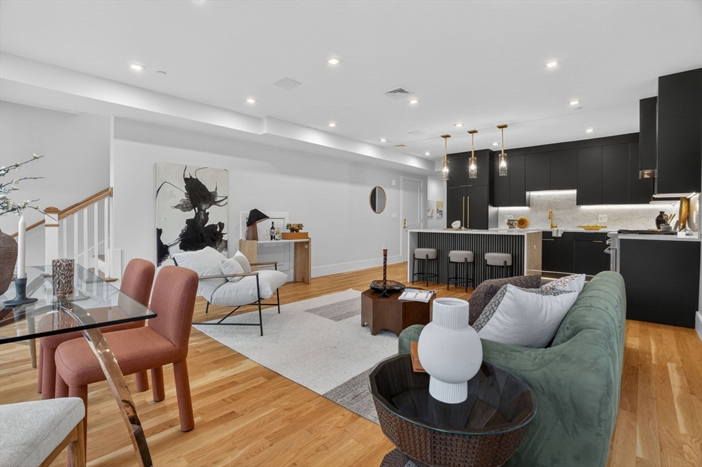 8-10 Mercer Street, Unit PH Boston, MA 02127 - Photo 4 of 26