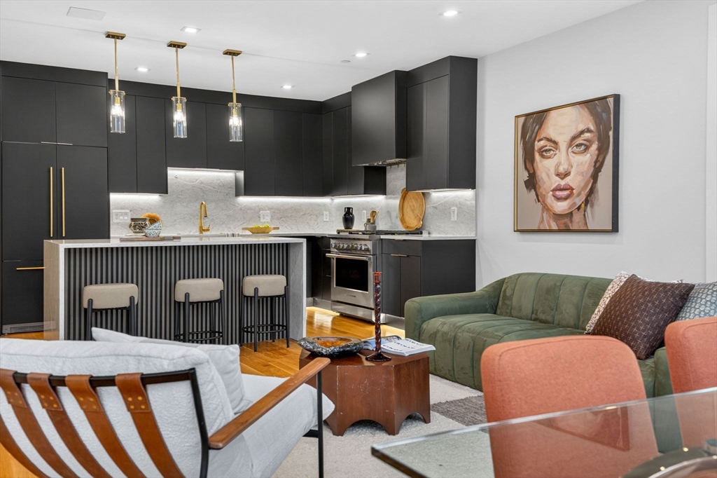 8-10 Mercer Street, Unit PH Boston, MA 02127 - Photo 5 of 26