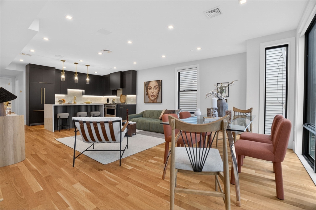 8-10 Mercer Street, Unit PH Boston, MA 02127 - Photo 7 of 26