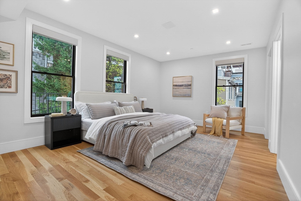 8-10 Mercer Street, Unit PH Boston, MA 02127 - Photo 10 of 26