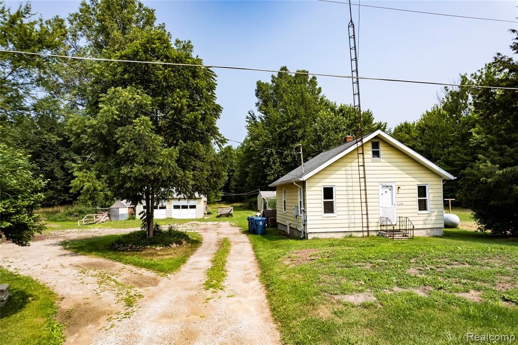 11308 Wilson Road Montrose, MI 48457 - Photo 1 of 19 Gallery Image 1