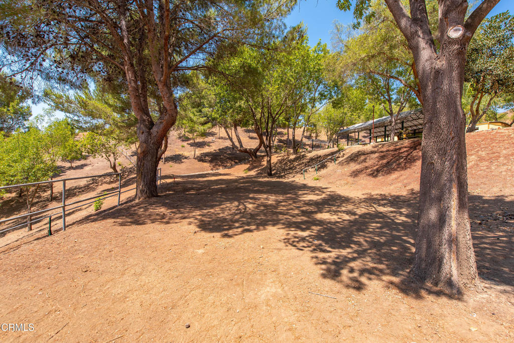 8450 Waters Road Moorpark, CA 93021 - Photo 31 of 38