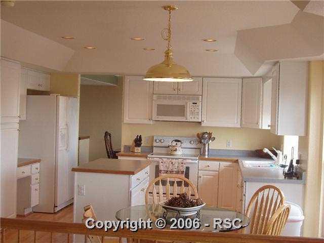 710 Capeglen Road Colorado Springs, CO 80906 - Photo 3 of 12 Gallery Image 3