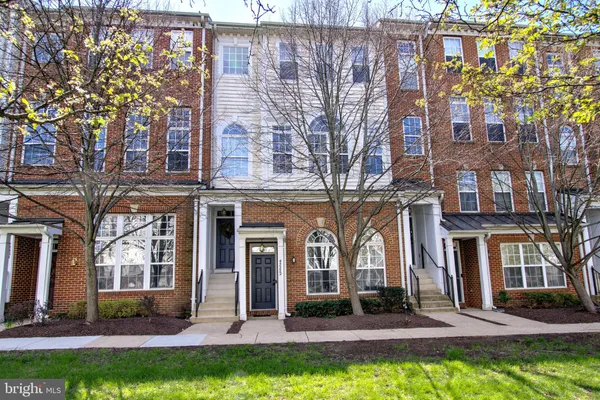 $2,600 | 42252 Black Rock Terrace, Aldie, VA 20105