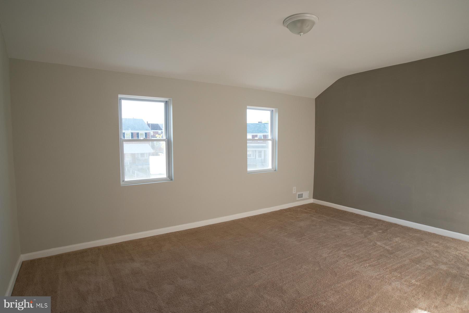 450 Torner Road Baltimore, MD 21221 - Photo 10 of 10 an empty room with windows