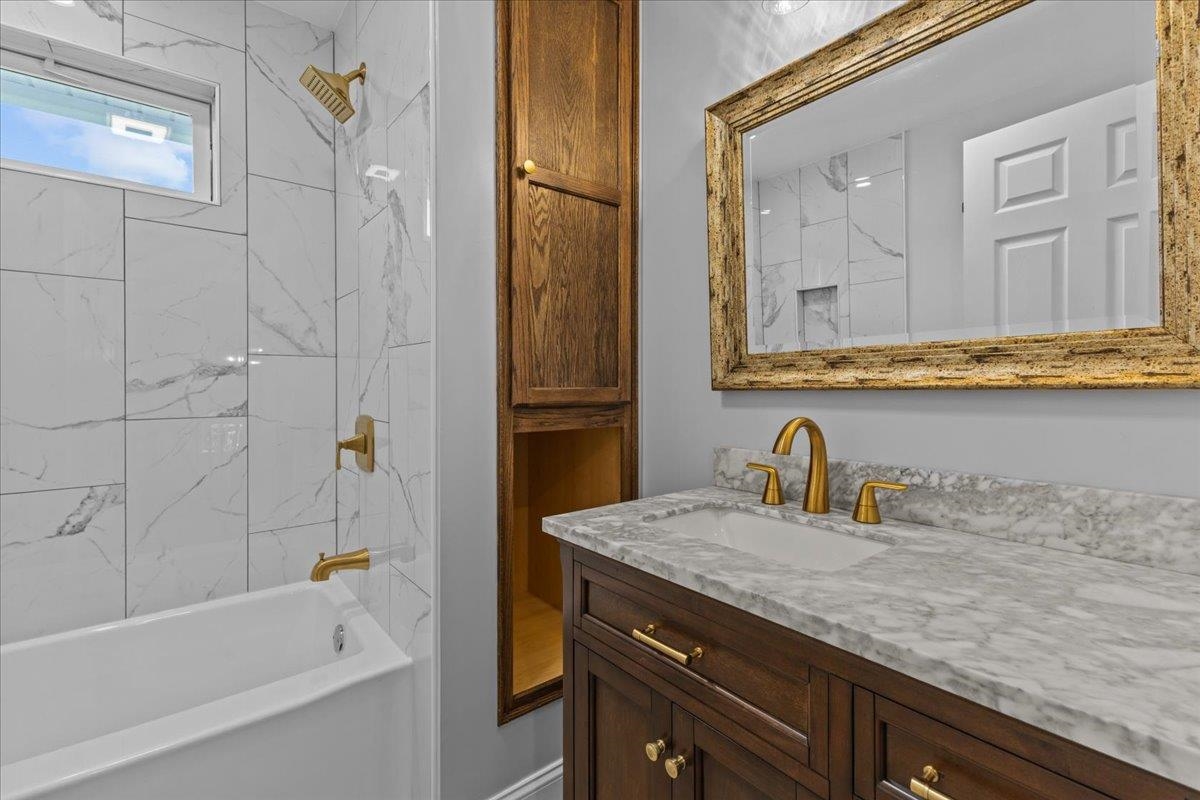 1029 Old Creamery Road Williston, VT 05495 - Photo 19 of 39