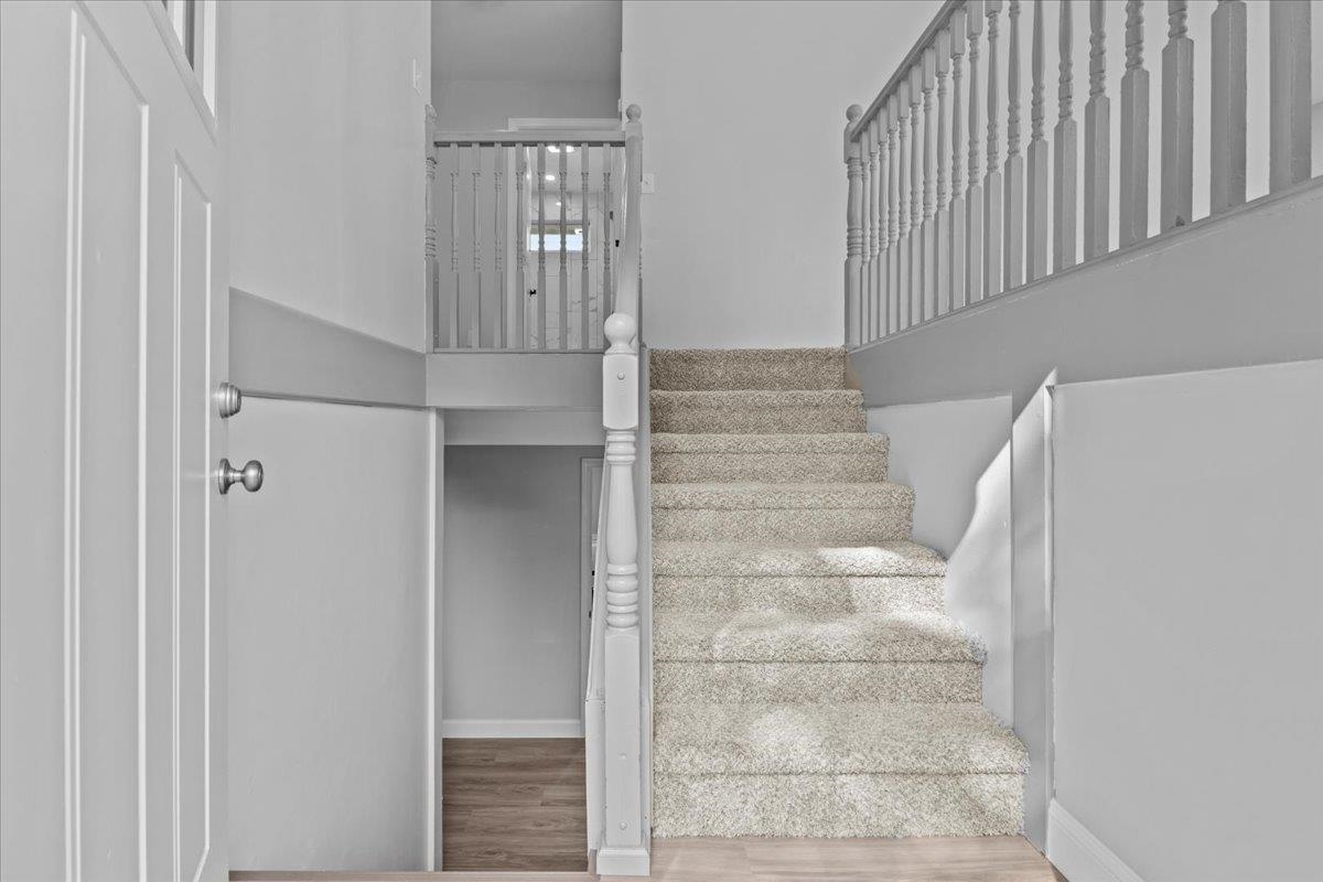 1029 Old Creamery Road Williston, VT 05495 - Photo 4 of 39