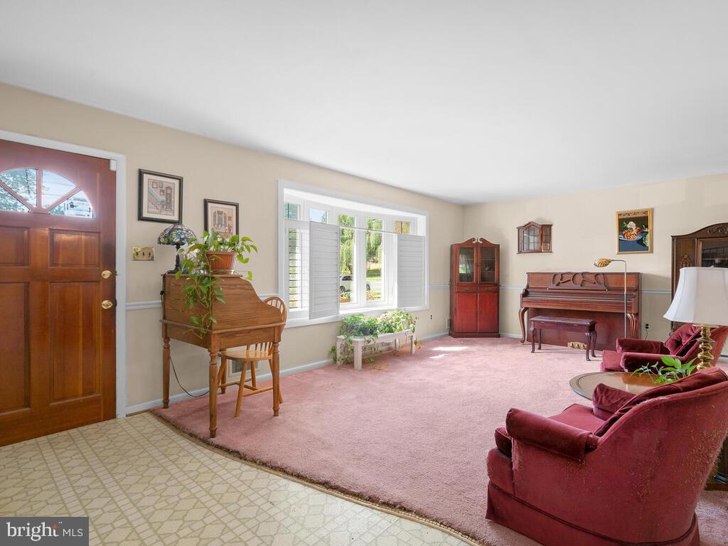 12017 Kerwood Road Silver Spring, MD 20904 - Photo 6 of 21 Gallery Image 6