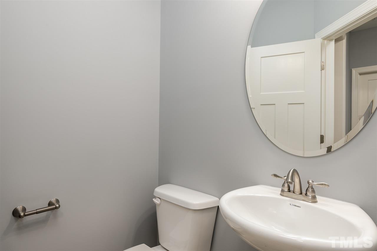 366 Falling Water Road Spring Lake, NC 28390 - Photo 4 of 24