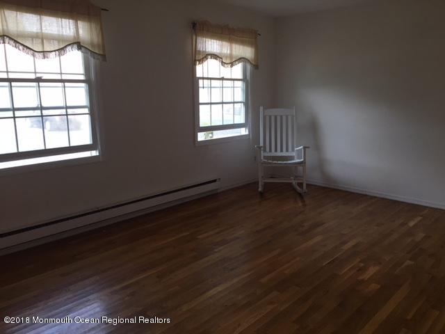 106 E Ragley Hall Road, Unit 1000 Freehold, NJ 07728 - Photo 5 of 13 IMG_2498