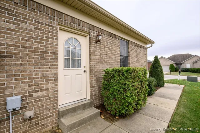 $359,900 | 2008 Autumn Ridge Drive, Sellersburg, IN 47172