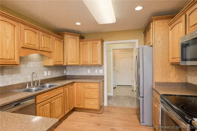 $359,900 | 2008 Autumn Ridge Drive, Sellersburg, IN 47172