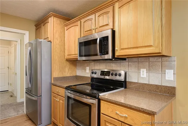 $359,900 | 2008 Autumn Ridge Drive, Sellersburg, IN 47172