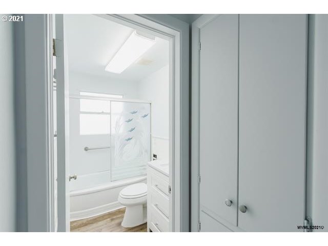 1329 Southwest Queen Avenue Albany, OR 97321 - Photo 16 of 32 Gallery Image 16