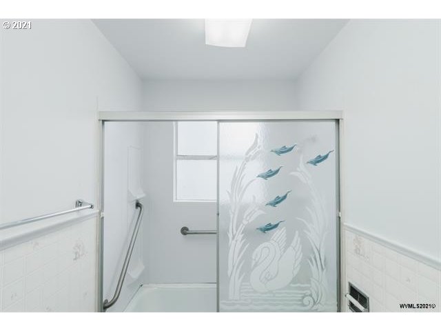 1329 Southwest Queen Avenue Albany, OR 97321 - Photo 17 of 32 Gallery Image 17