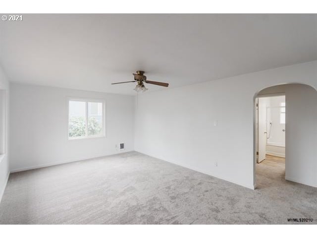 1329 Southwest Queen Avenue Albany, OR 97321 - Photo 3 of 32 Gallery Image 3