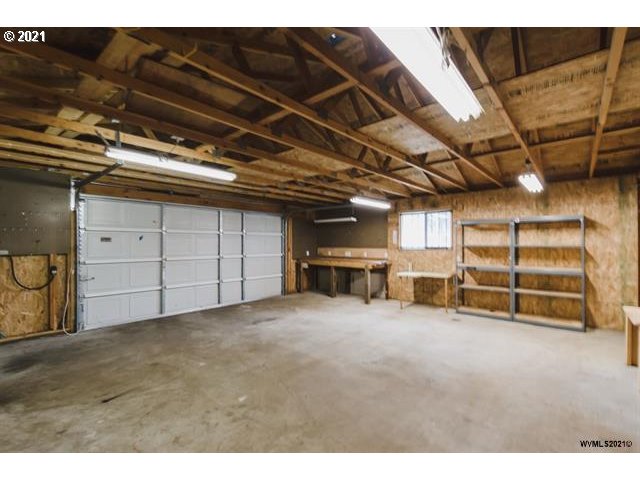1329 Southwest Queen Avenue Albany, OR 97321 - Photo 25 of 32 Gallery Image 25