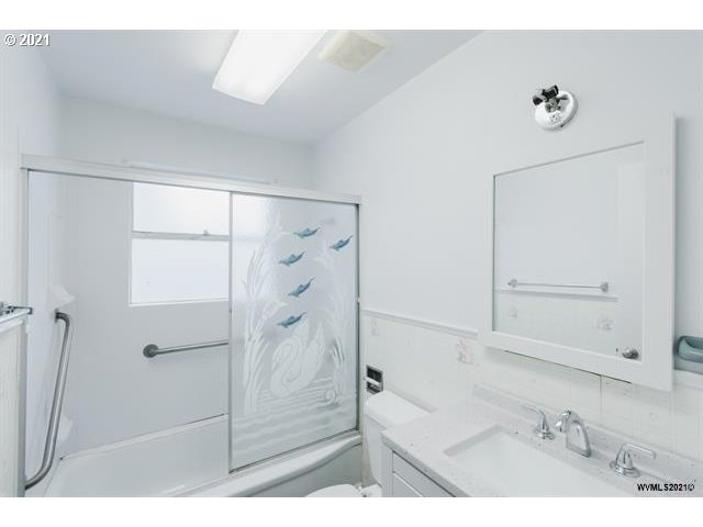 1329 Southwest Queen Avenue Albany, OR 97321 - Photo 26 of 32 Gallery Image 26