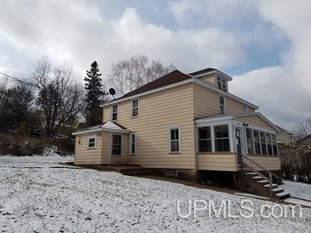 208 Patch Road Negaunee, MI 49866 - Photo 2 of 24