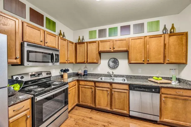 $1,810 | 625 West Stassney Lane East, Unit 66204, Austin, TX 78745