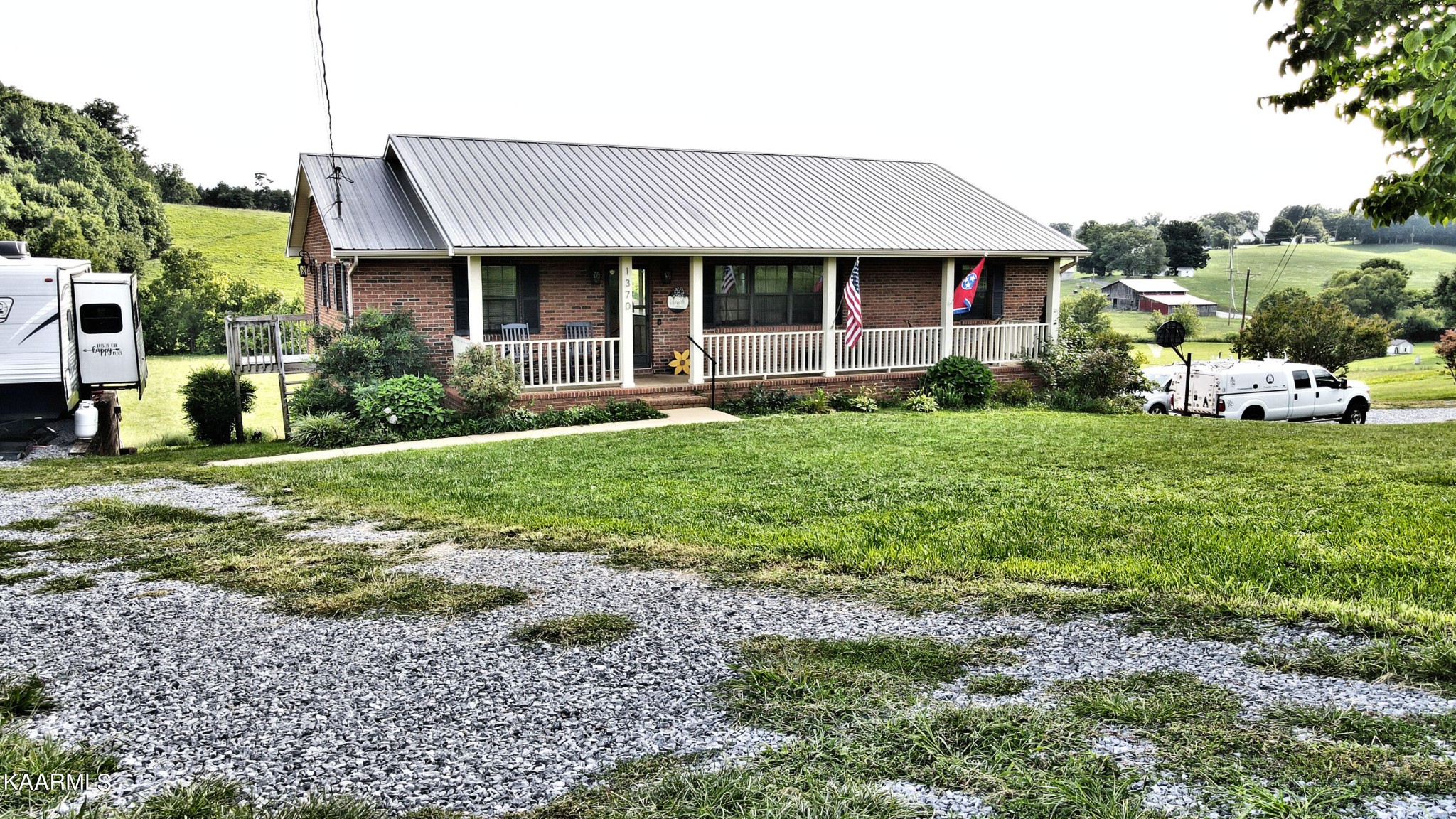1370 Flag Branch Road Greeneville, TN 37743 - Photo 17 of 39 Gallery Image 17
