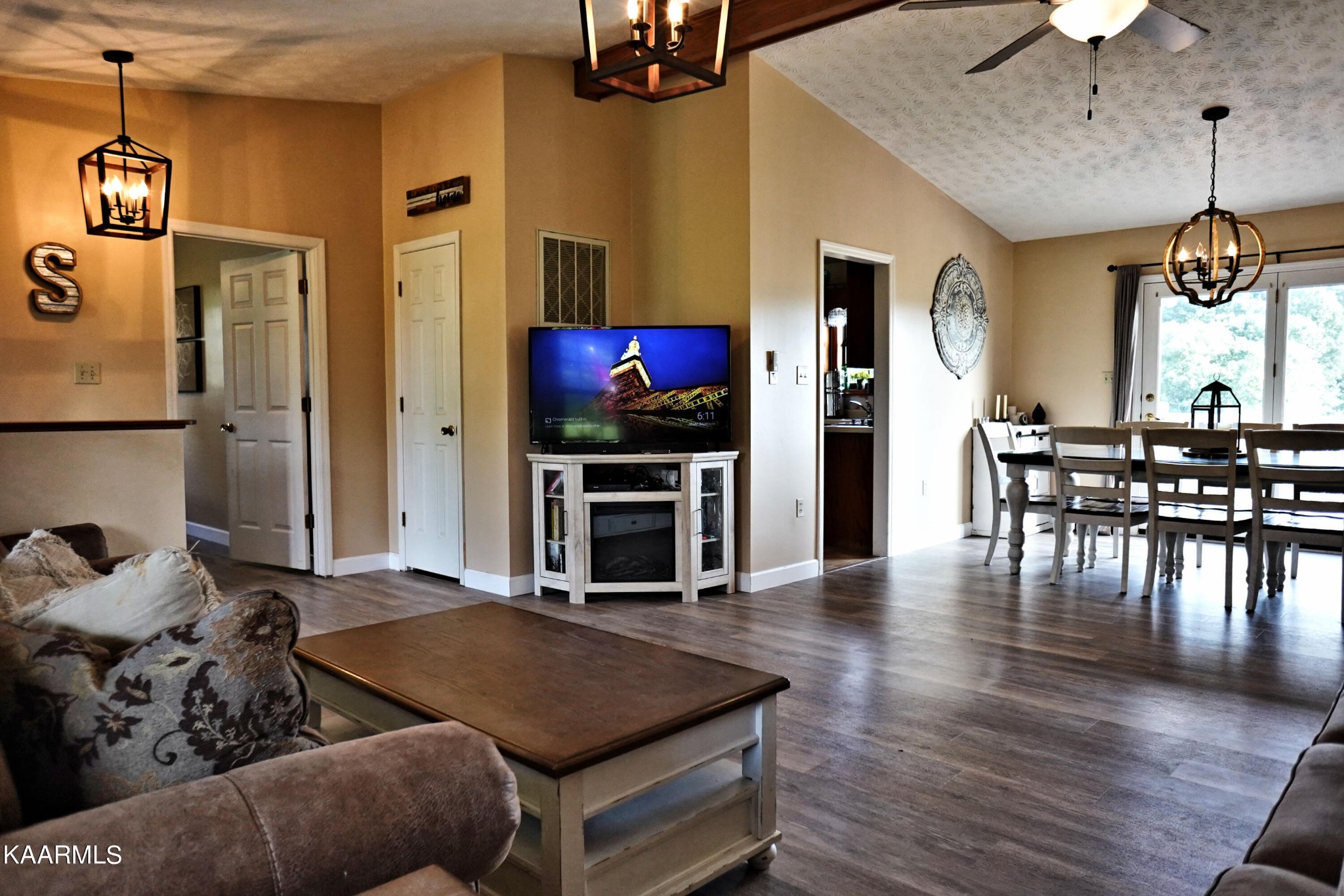 1370 Flag Branch Road Greeneville, TN 37743 - Photo 10 of 39 Gallery Image 10