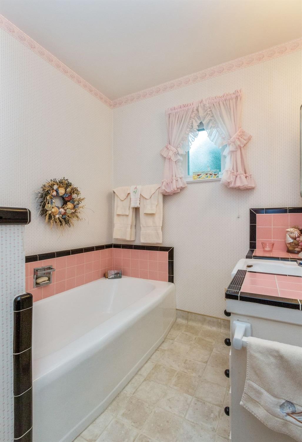 1156 Cyrier Avenue Reedley, CA 93654 - Photo 14 of 20