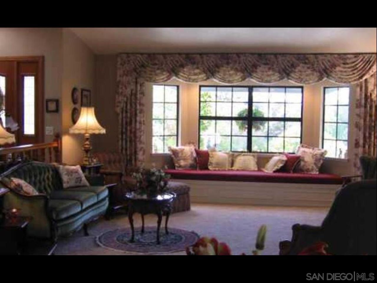 26209 Jesmond Dene Road Escondido, CA 92026 - Photo 7 of 11