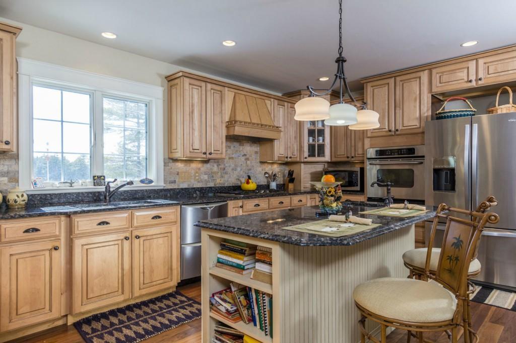 20 Lea Shores Road Woolwich, ME 04579 - Photo 8 of 30 Kitchen with stainless appliances