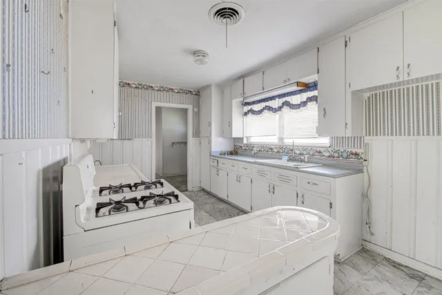 $415,000 | 1204 Northridge Drive, Austin, TX 78723