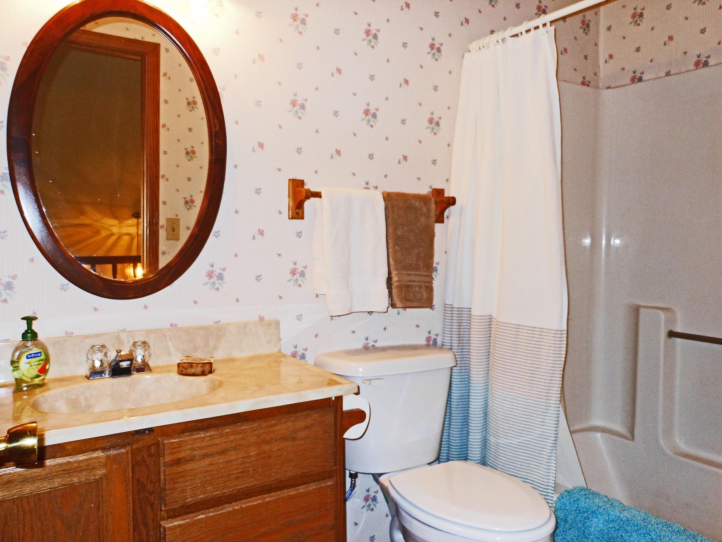 2423 Rohnerville Road Fortuna, CA 95540 - Photo 9 of 17 Gallery Image 9