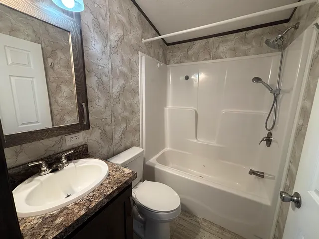 $1,850 | 44 Pineland Park Road, Milton, NH 03851