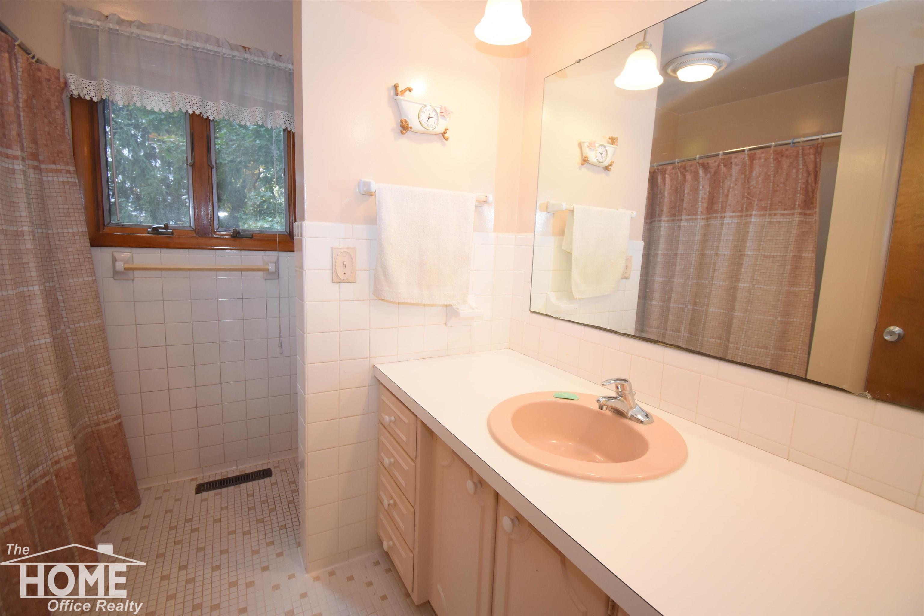 10357 Cronk Road Lennon, MI 48449 - Photo 22 of 40 50159442-e137478e-a3f6-476b-a3d1-8cf22905e1c4.JPG