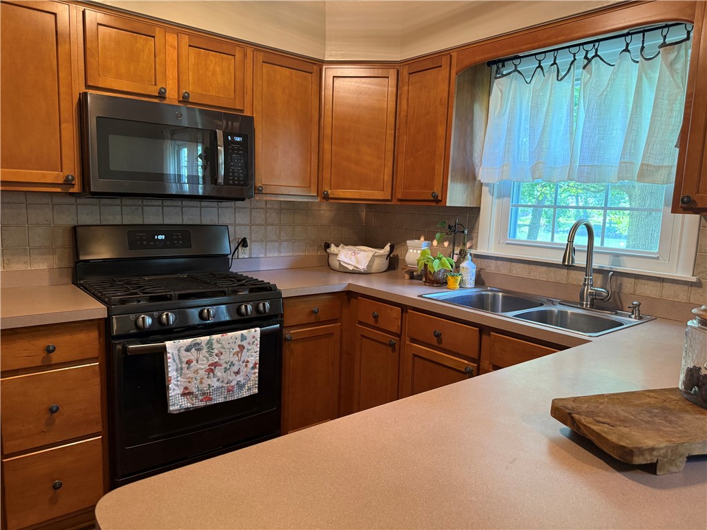 21 Briar Hill Road Paris, IL 61944 - Photo 17 of 38