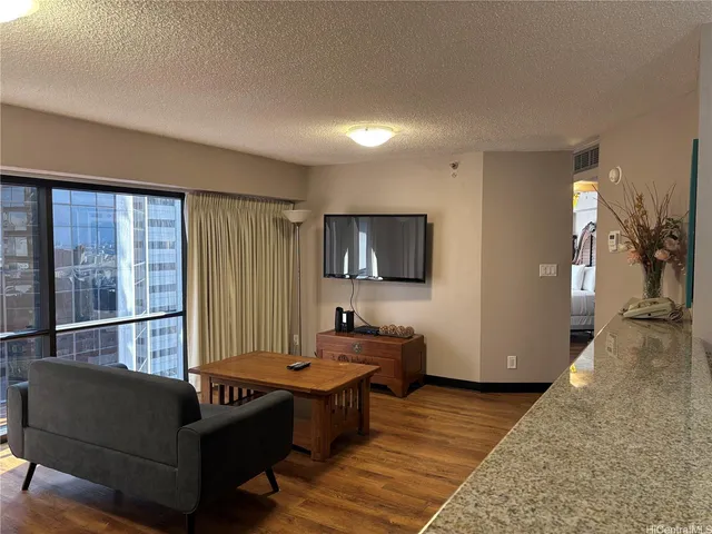 $459,000 | 1088 Bishop Street, Unit 1607, Honolulu, HI 96813