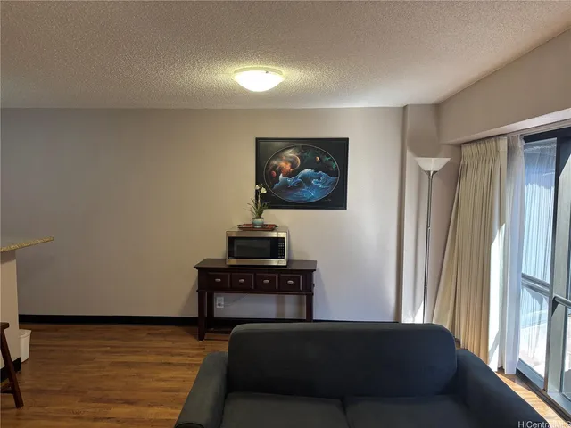 $459,000 | 1088 Bishop Street, Unit 1607, Honolulu, HI 96813