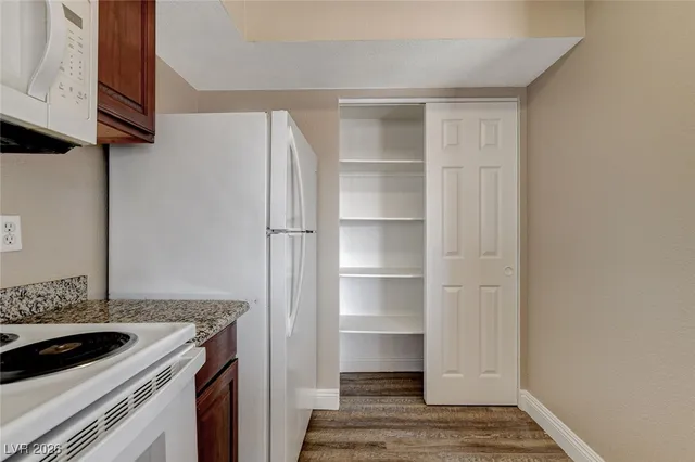 $1,719 | 6800 East Lake Mead Boulevard, Unit 2068, Las Vegas, NV 89156
