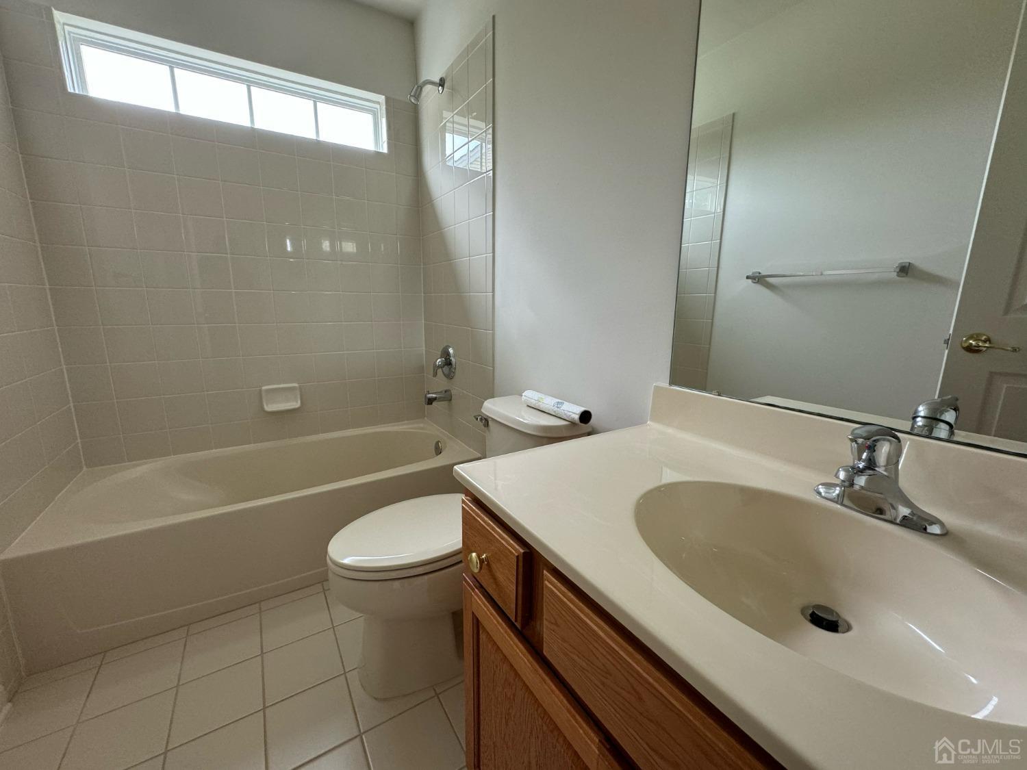54 Pebble Creek Road Dayton, NJ 08810 - Photo 12 of 13 Gallery Image 12