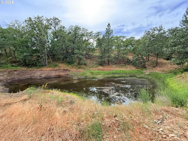 a view of a lake with outdoor space