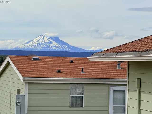 a view of a building