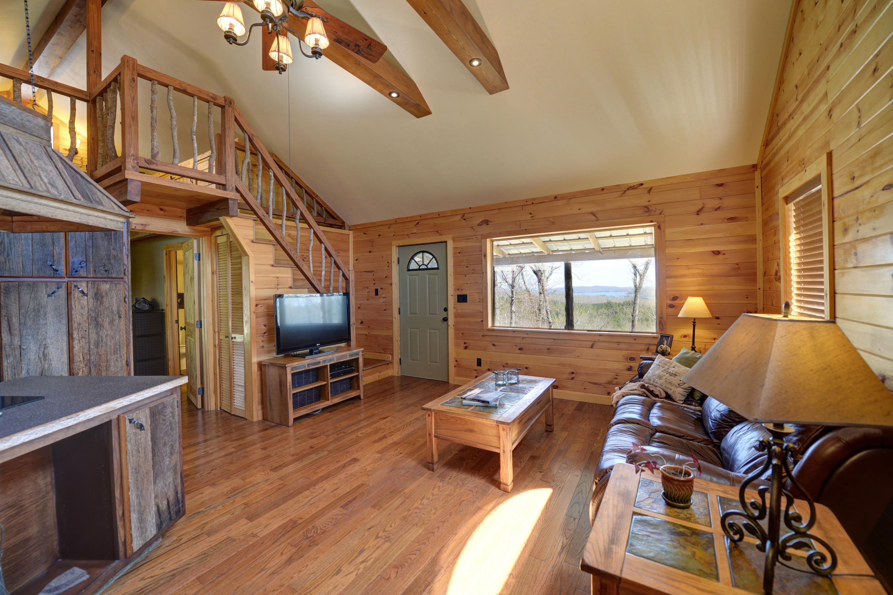 3052 Rocky Springs Road Spring City, TN 37381 - Photo 5 of 13 3052 rocky spirngs living .jpg