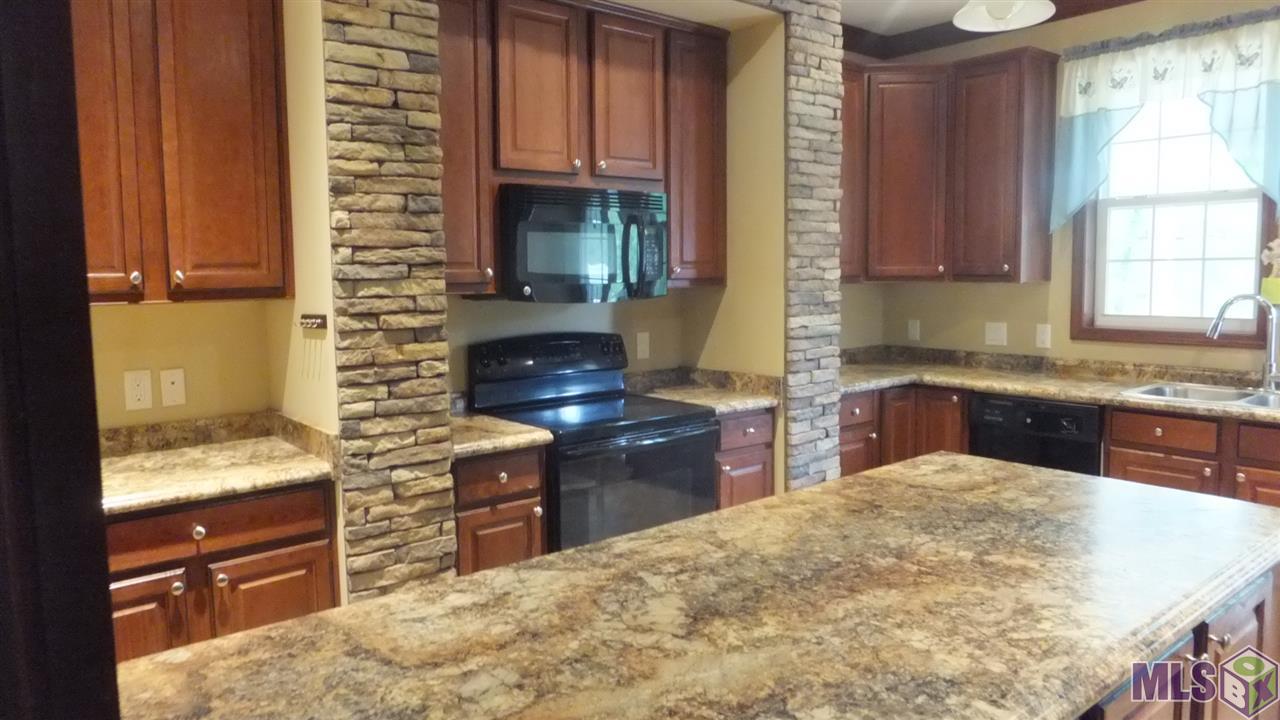 18578 Broussard Road Prairieville, LA 70769 - Photo 3 of 13 Gallery Image 3