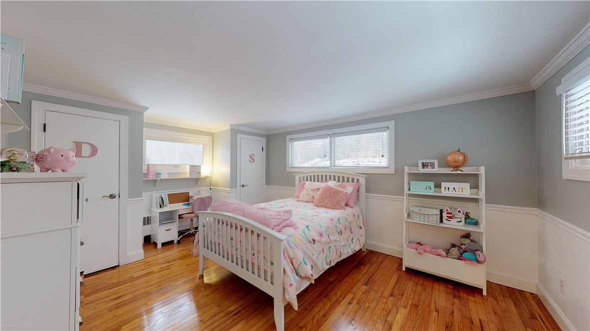 93 Wolverstone Road Warwick, RI 02818 - Photo 14 of 34