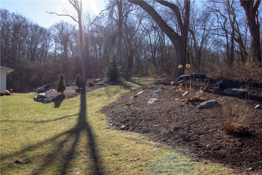 93 Wolverstone Road Warwick, RI 02818 - Photo 29 of 34